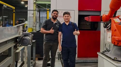 jüngste Unternehmensnachrichten über JUNHE® TDSP0500 Sechs-Korb-Planeten-Beschichtungsmaschine Installation und Inbetriebnahme in Brasilien