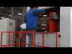 Manuelle Beladung der Zinklamellenbeschichtungsanlage DST S800++